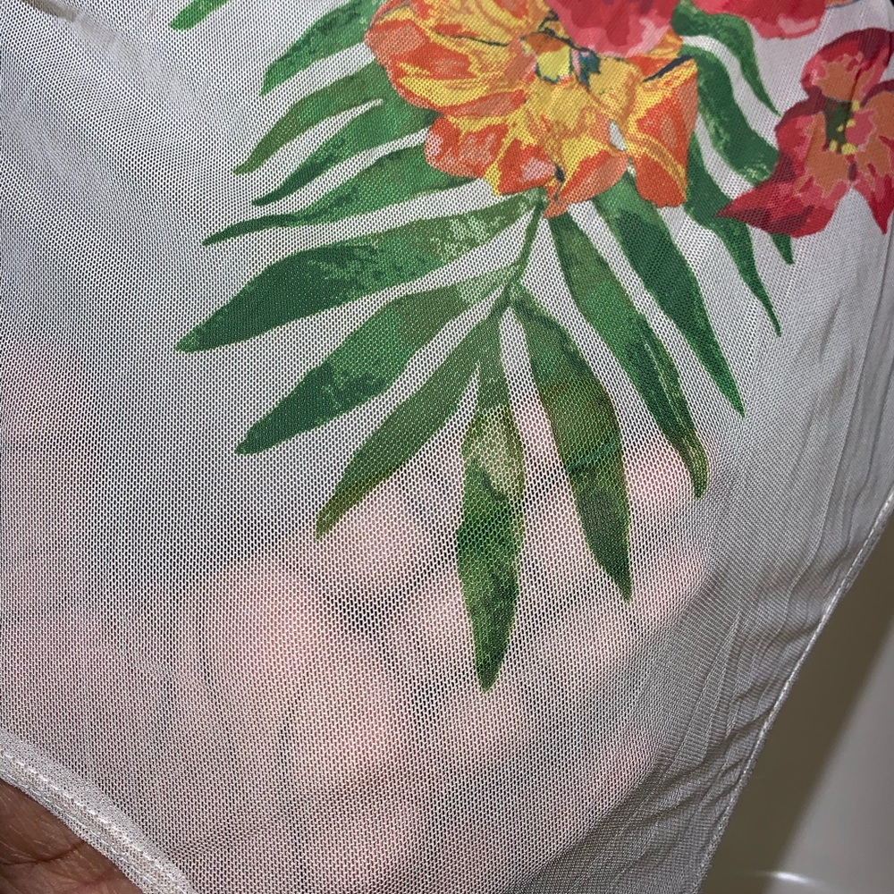 Top - Picture 8 of 12